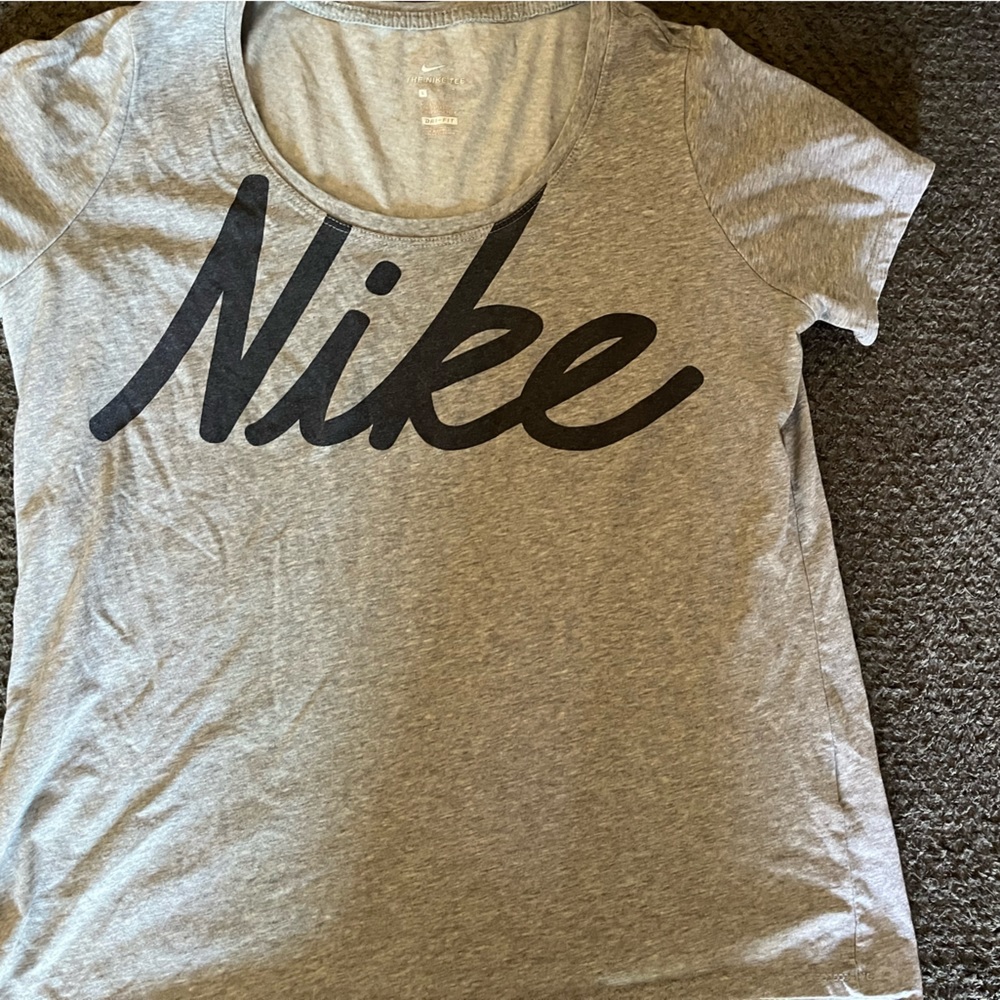 Nike tee shirt. Brand new without tags. Size LG